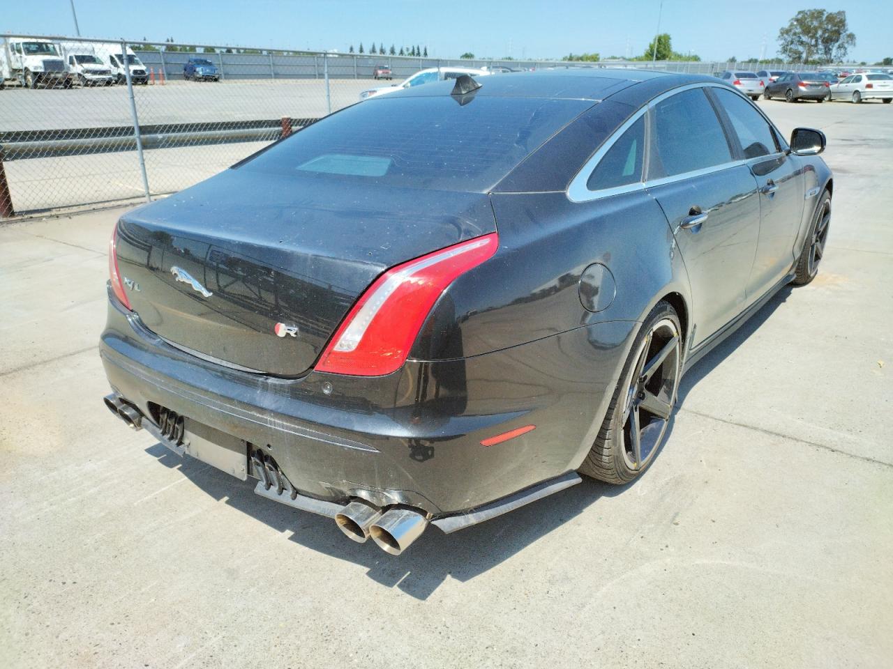 Photo 4 from auction – 2011 JAGUAR XJL SUPERC with VIN SAJWA2GE5BMV07347