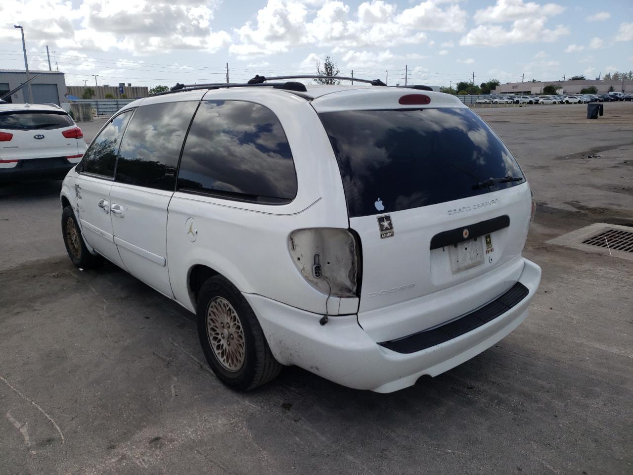 Photo 3 from auction – 2005 DODGE GRAND CARA with VIN 2D4GP44L05R134836