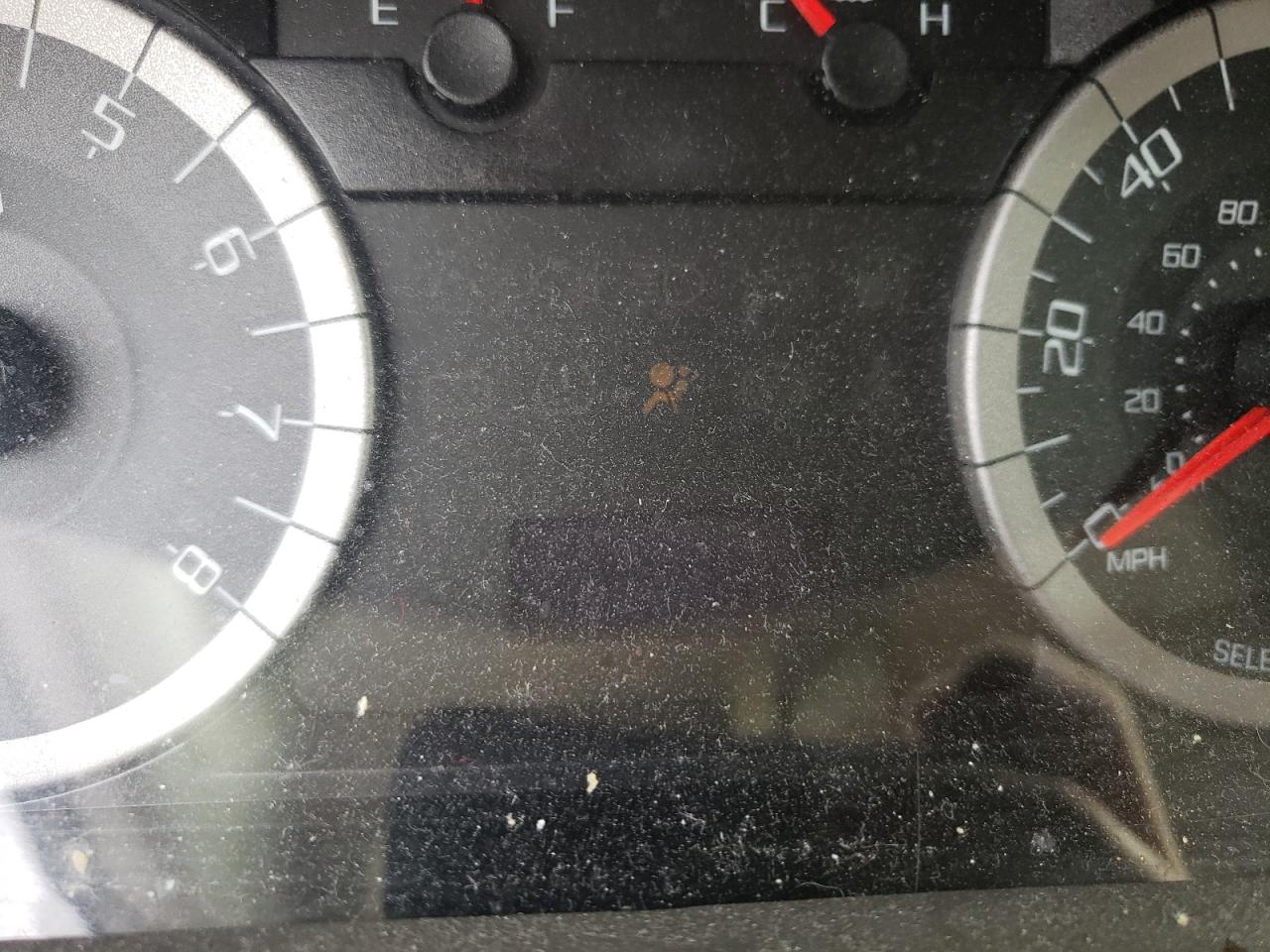 صورة رقم 8 من المزاد - 2010 FORD ESCAPE XLS مع VIN 1FMCU0C76AKC45929