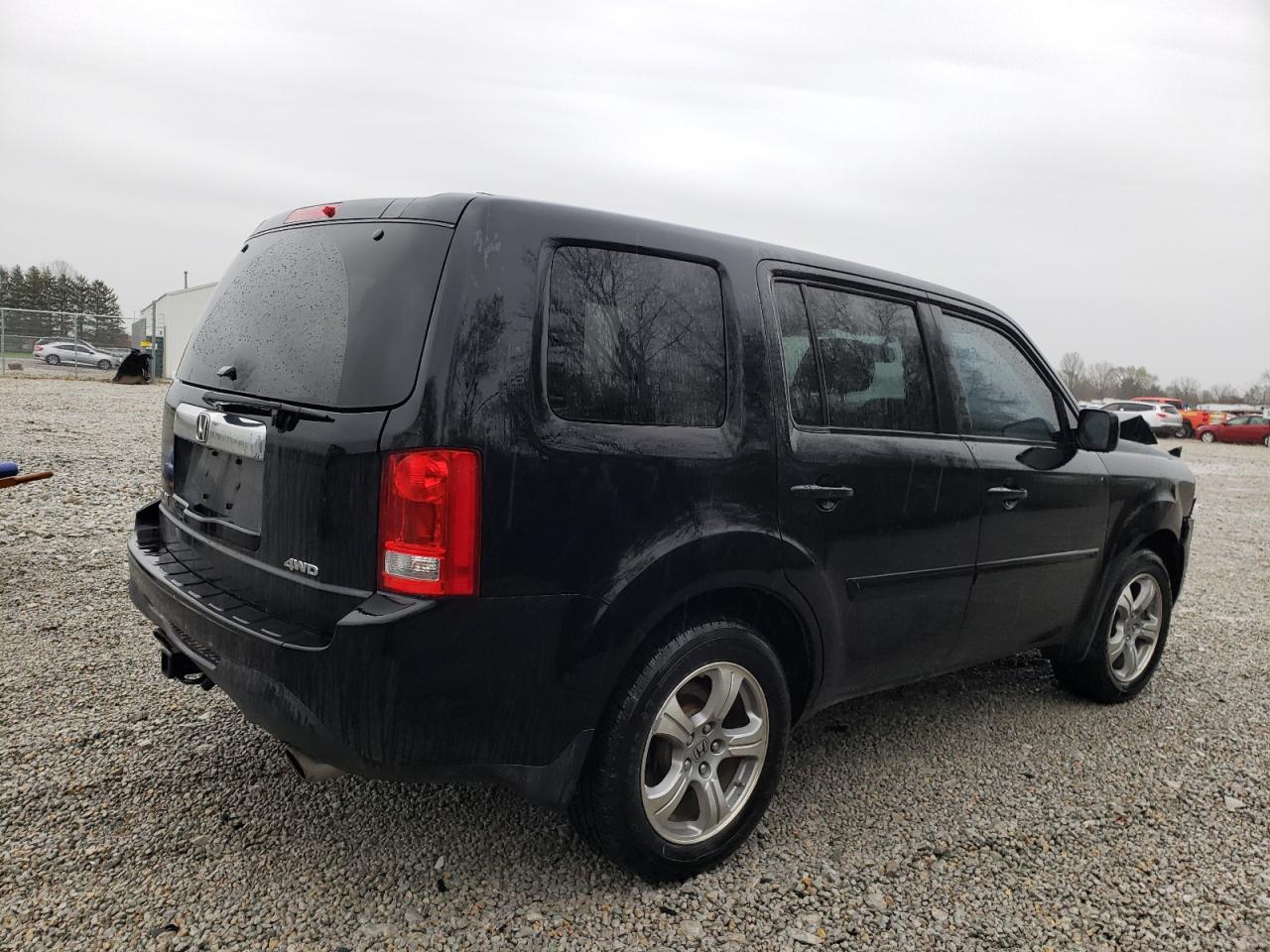 Photo 4 from auction – 2013 HONDA PILOT EXL with VIN 5FNYF4H58DB083919