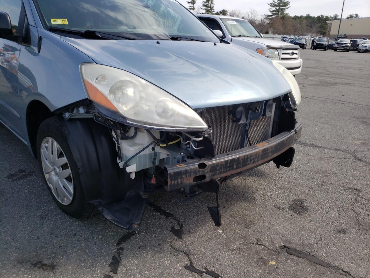 Photo 9 from auction – 2007 TOYOTA SIENNA CE with VIN 5TDZK23C07S098456