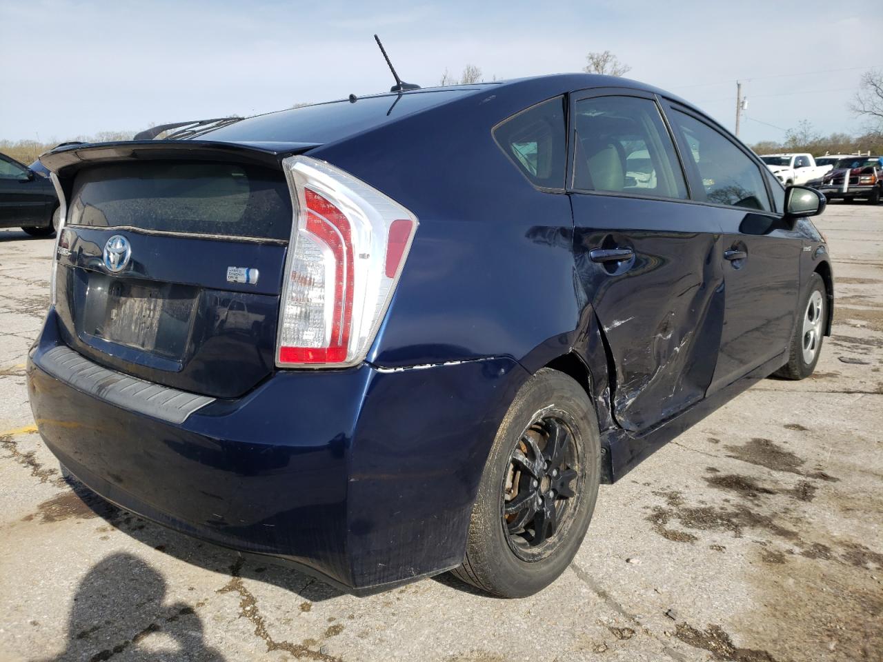 Photo 4 from auction – 2012 TOYOTA PRIUS with VIN JTDKN3DU8C1520647
