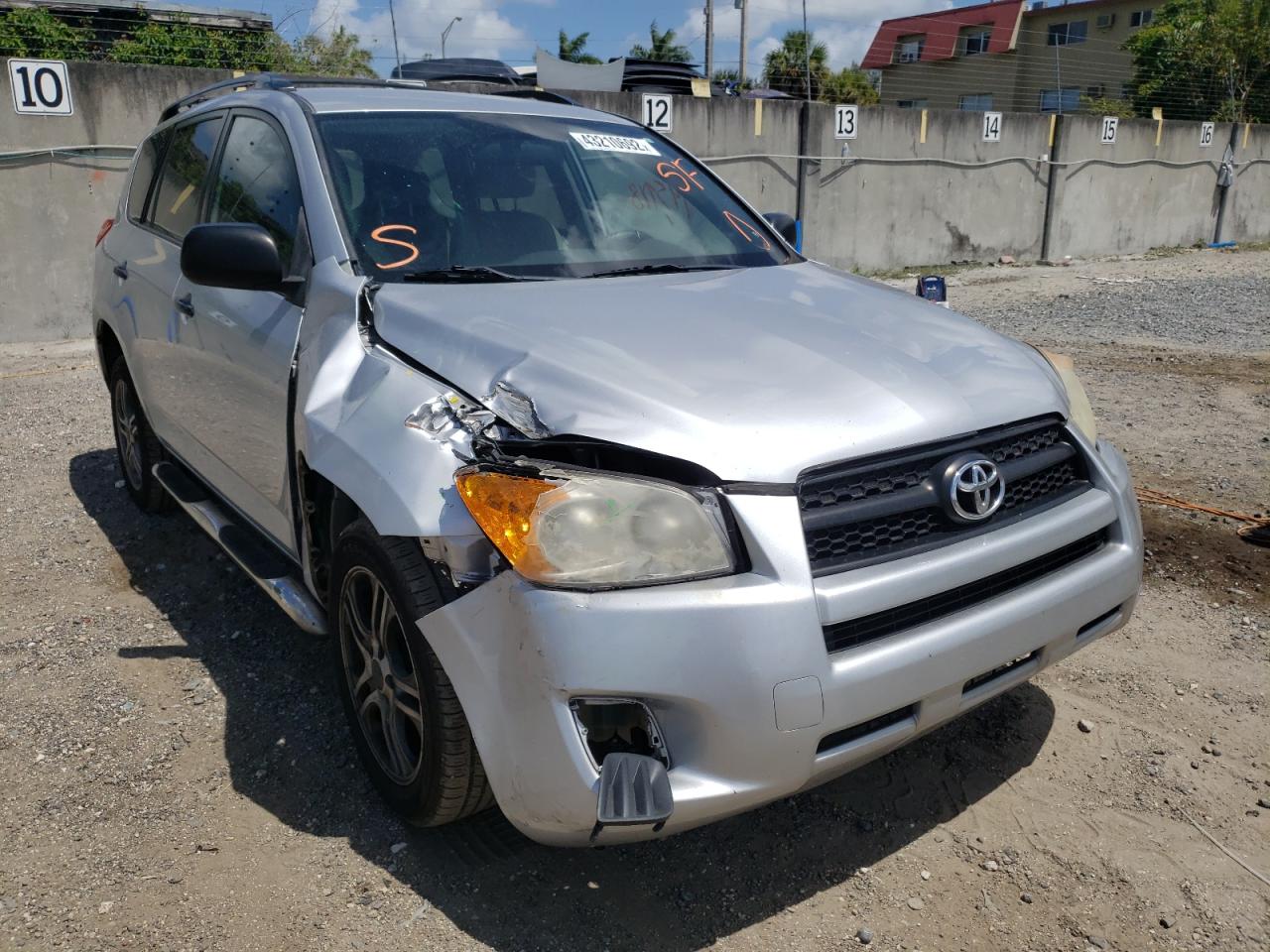 TOYOTA RAV4 2011 with VIN 2T3ZF4DV8BW084957 - Photo from auction
