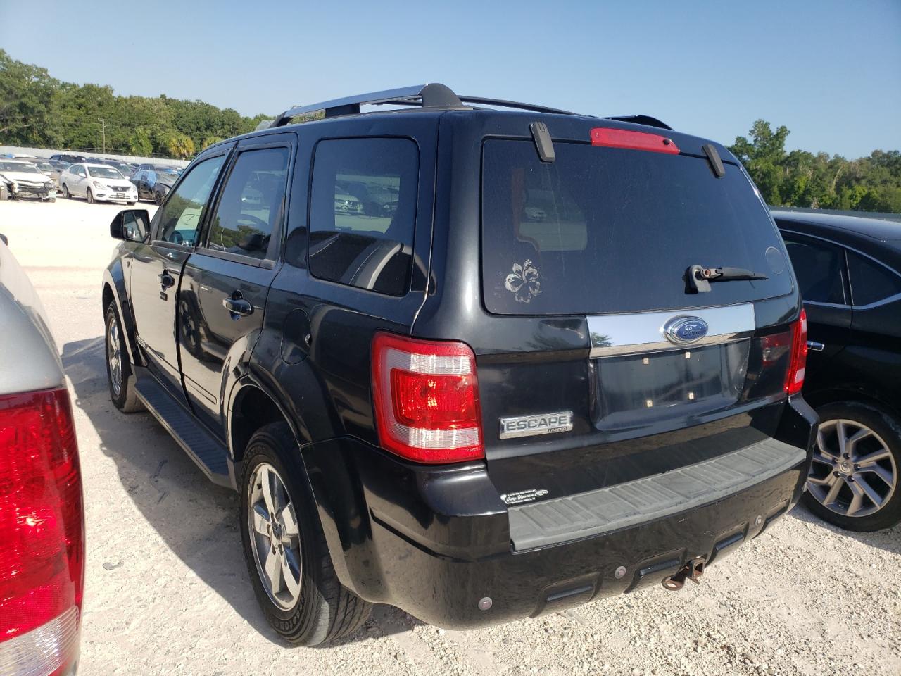 Photo 3 from auction – 2008 FORD ESCAPE LIM with VIN 1FMCU04188KC31700