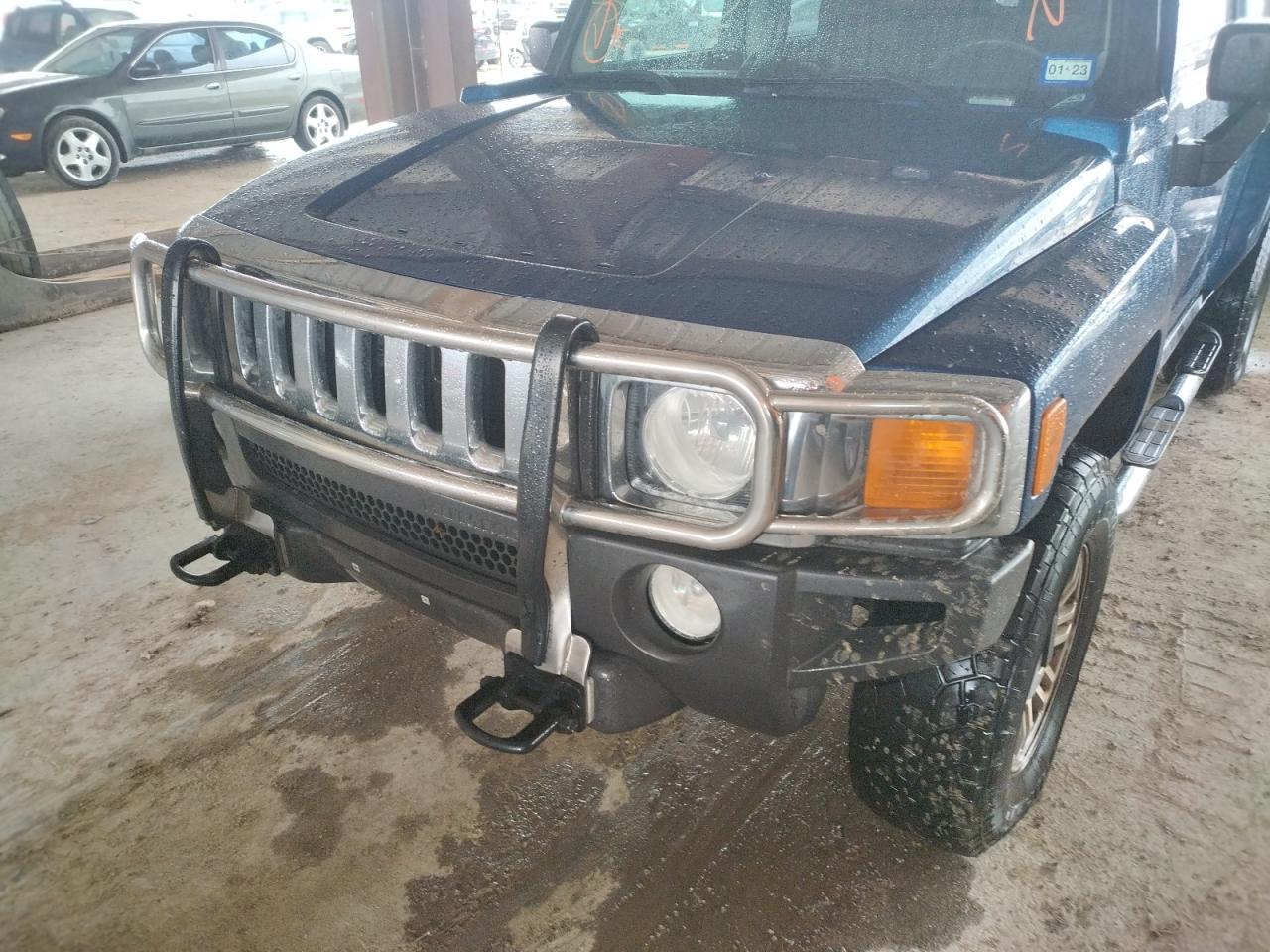 Photo 9 from auction – 2006 HUMMER H3 with VIN 5GTDN136568181558