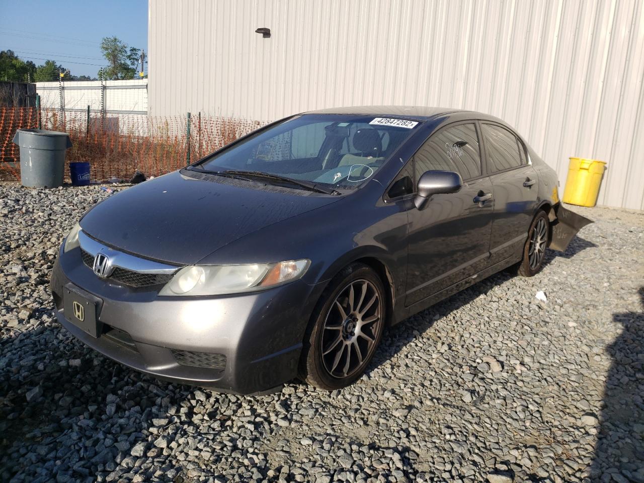 Photo 2 from auction – 2010 HONDA CIVIC LX with VIN 2HGFA1F55AH553371
