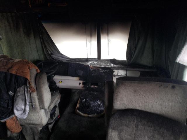 Photo 5 from auction – 2003 WINNEBAGO SIGHTSEER with VIN 5B4LP57G633368667