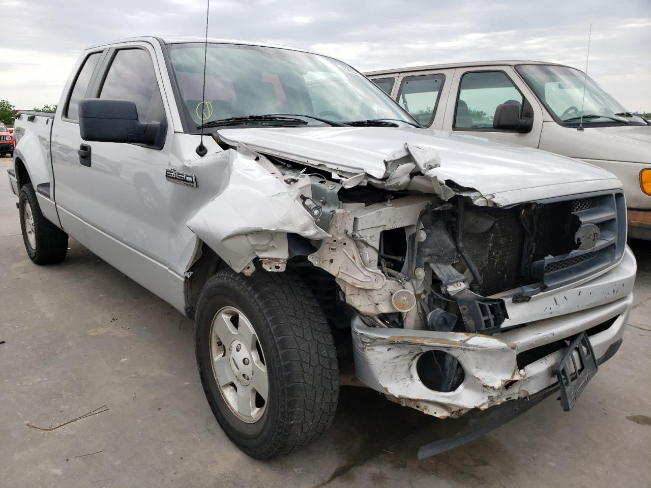 FORD F150 2007 with VIN 1FTRX02W67KC15384 - Photo from auction