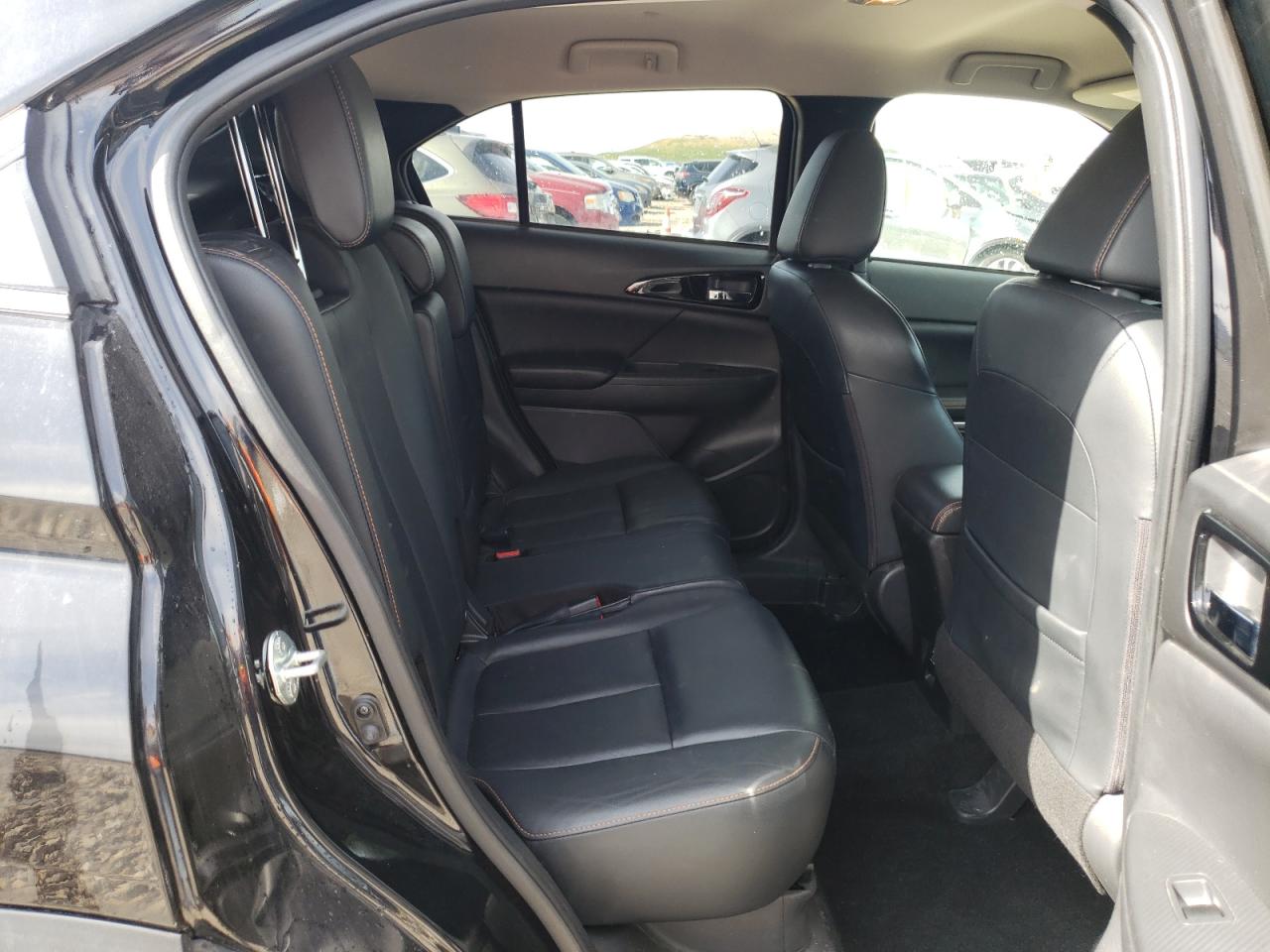 Photo 6 from auction – 2019 MITSUBISHI ECLIPSE CR with VIN JA4AT5AA2KZ021506