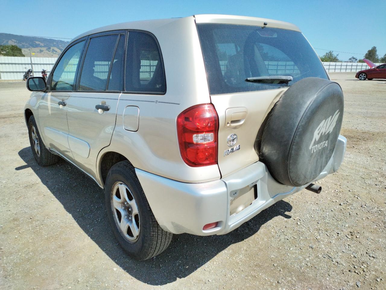 Photo 3 from auction – 2004 TOYOTA RAV4 with VIN JTEGD20V940025071