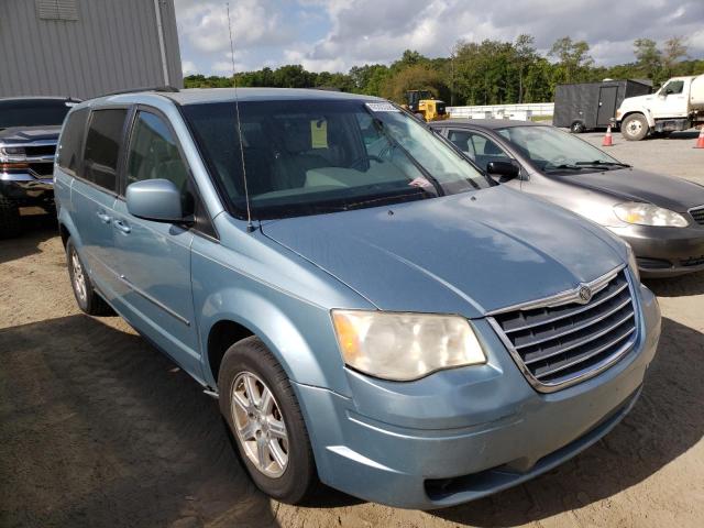 Photo 1 from auction – 2009 CHRYSLER TOWN & COU with VIN 2A8HR54129R565192
