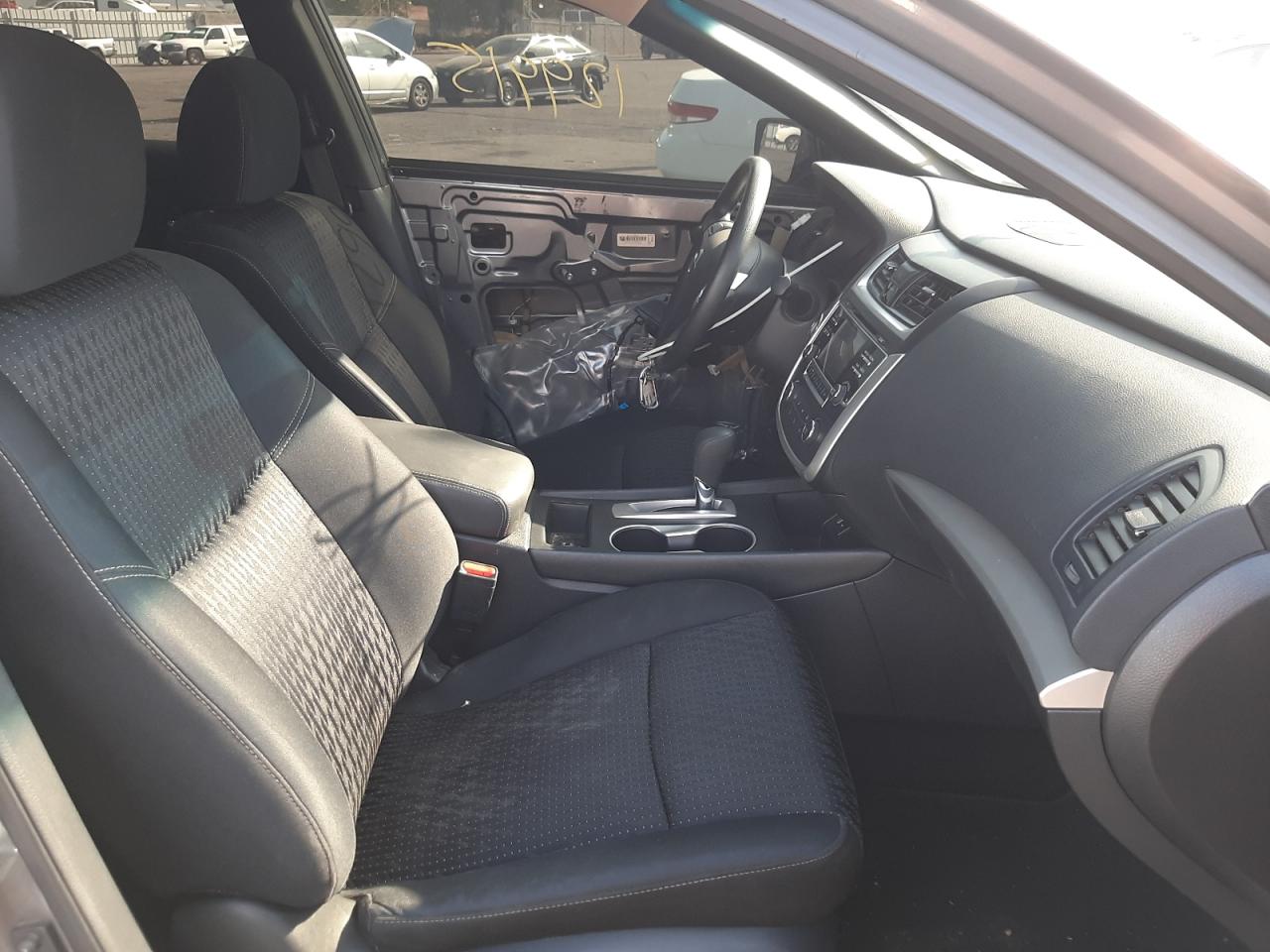 Photo 5 from auction – 2016 NISSAN ALTIMA 2.5 with VIN 1N4AL3AP3GN370886