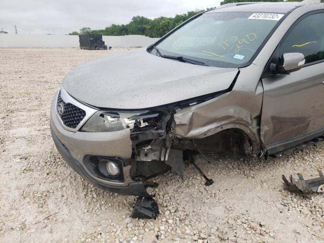 Photo 9 from auction – 2011 KIA SORENTO EX with VIN 5XYKU4A14BG115290