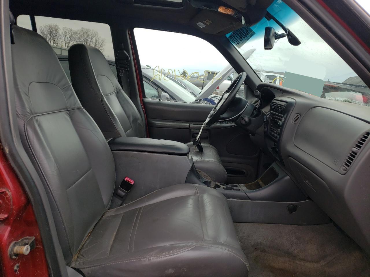 Photo 5 from auction – 2001 FORD EXPLORER with VIN 1FMZU73E11ZA72376