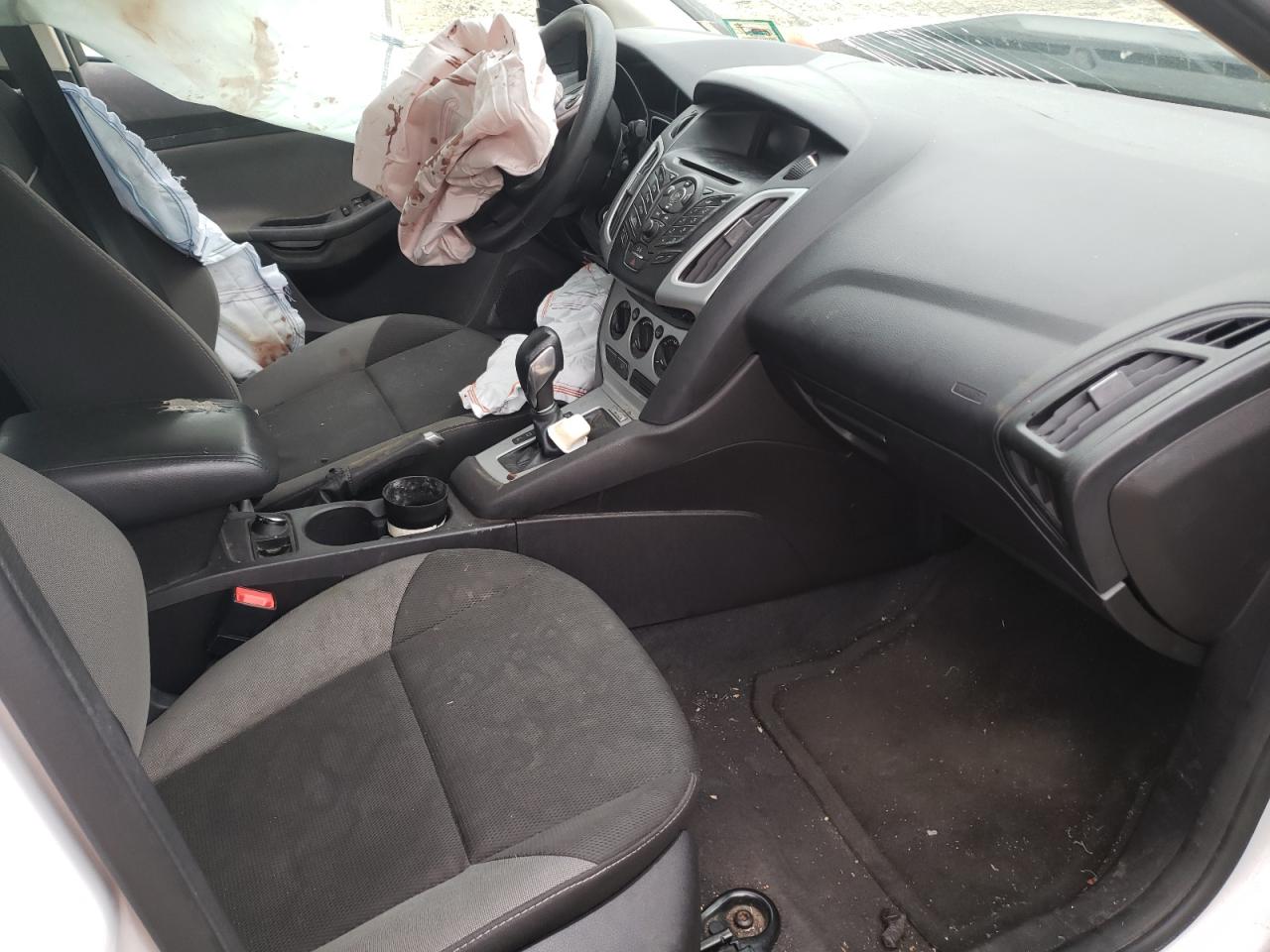 Photo 5 from auction – 2014 FORD FOCUS SE with VIN 1FADP3F23EL213690