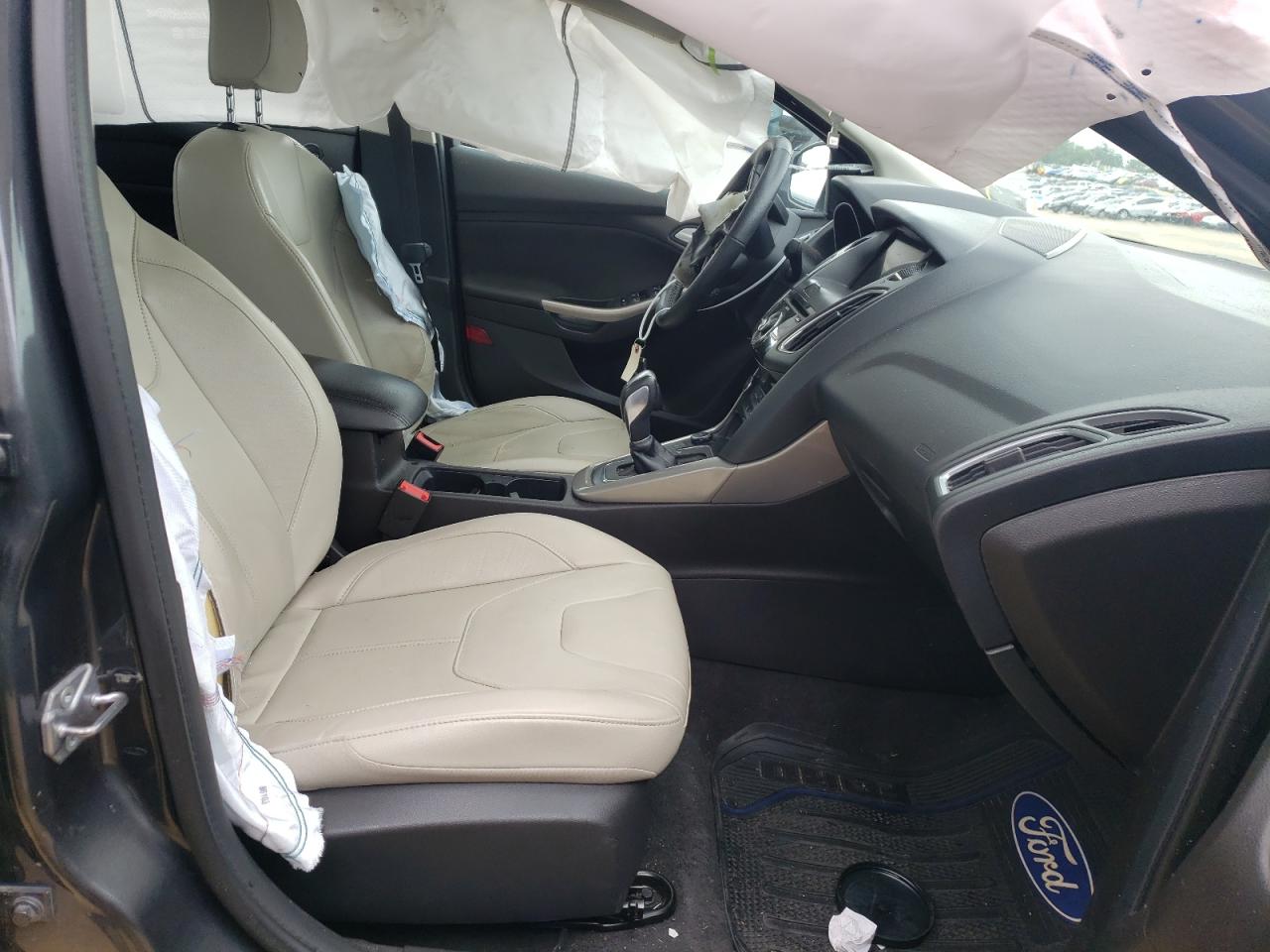 Photo 5 from auction – 2017 FORD FOCUS TITA with VIN 1FADP3J24HL272906