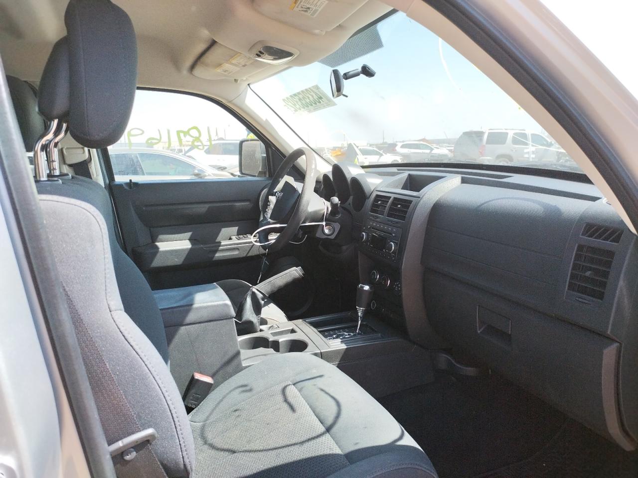 Photo 5 from auction – 2011 DODGE NITRO HEAT with VIN 1D4PT4GK3BW605329