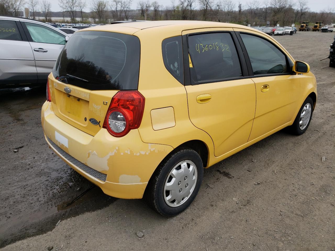 Photo 4 from auction – 2011 CHEVROLET AVEO LS with VIN KL1TD6DE2BB157411
