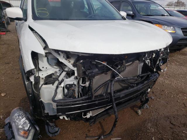 Photo 9 from auction – 2017 NISSAN ROGUE S with VIN KNMAT2MV2HP563373