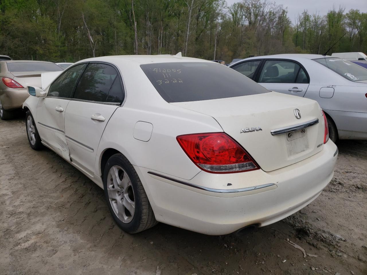 Photo 3 from auction – 2005 ACURA RL with VIN JH4KB16595C020781