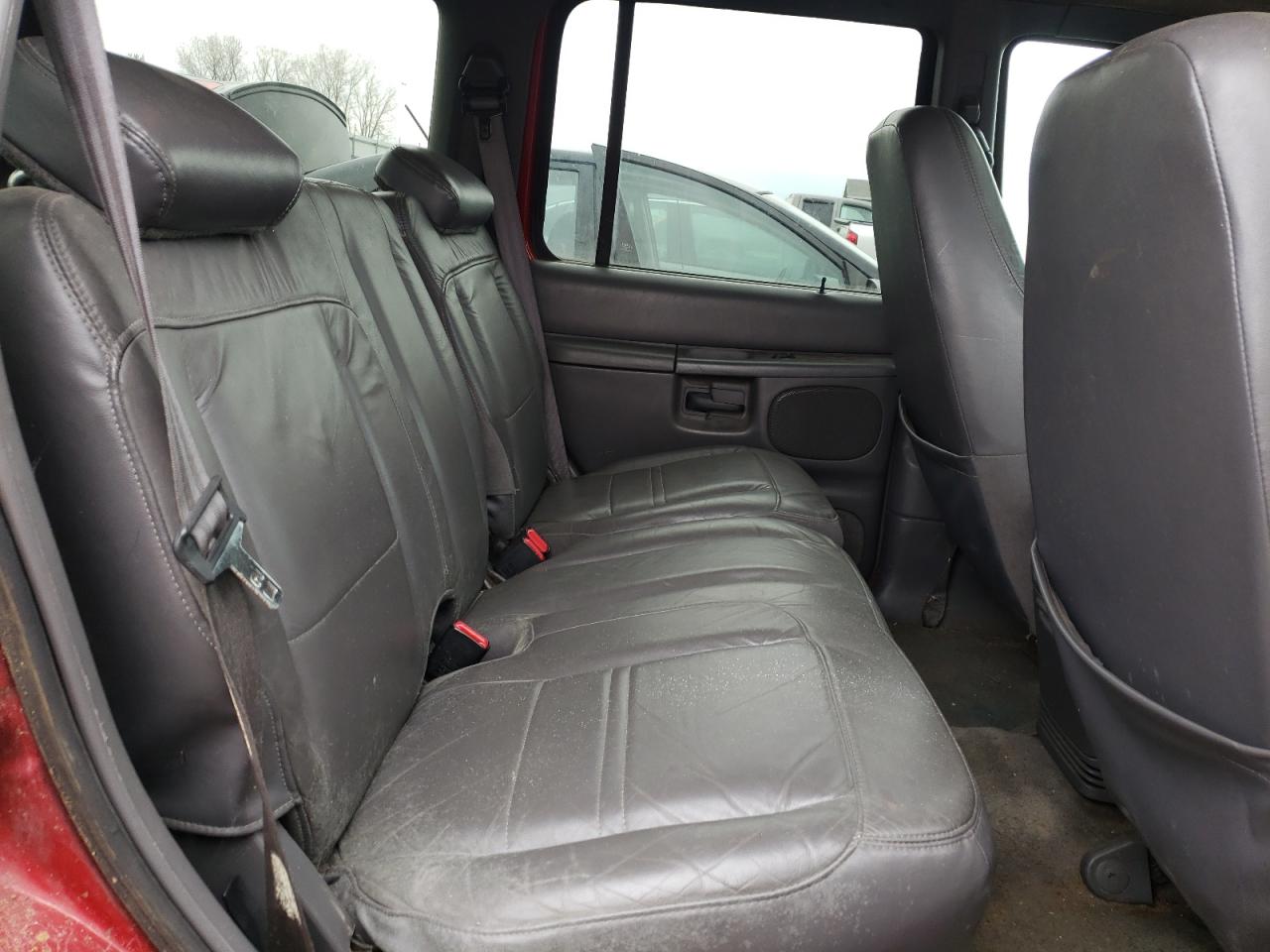 Photo 6 from auction – 2001 FORD EXPLORER with VIN 1FMZU73E11ZA72376