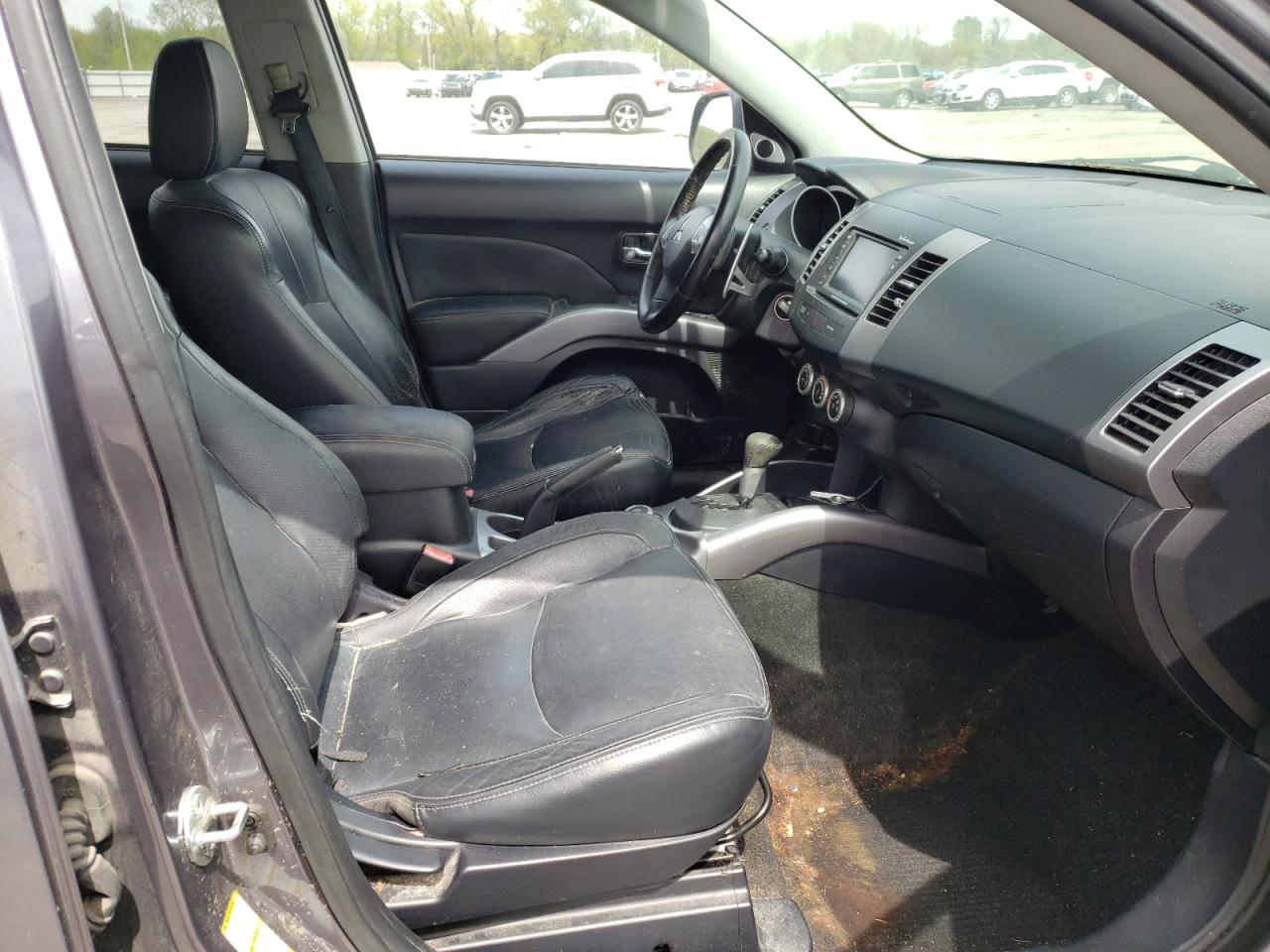 Photo 5 from auction – 2008 MITSUBISHI OUTLANDER with VIN JA4MT41X58Z013680