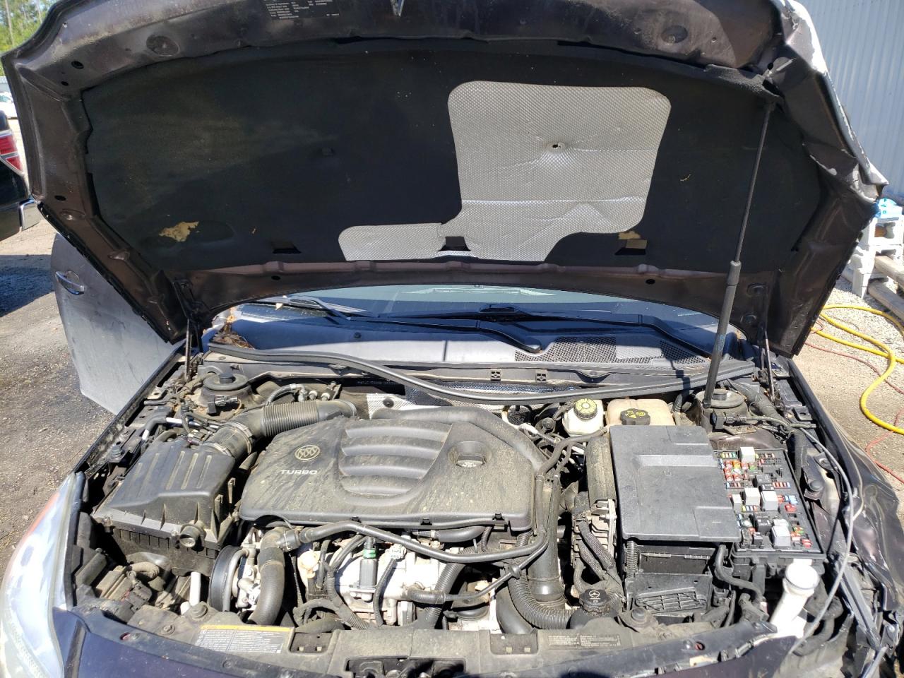 Photo 7 from auction – 2011 BUICK REGAL CXL with VIN W04G15GV0B1059955