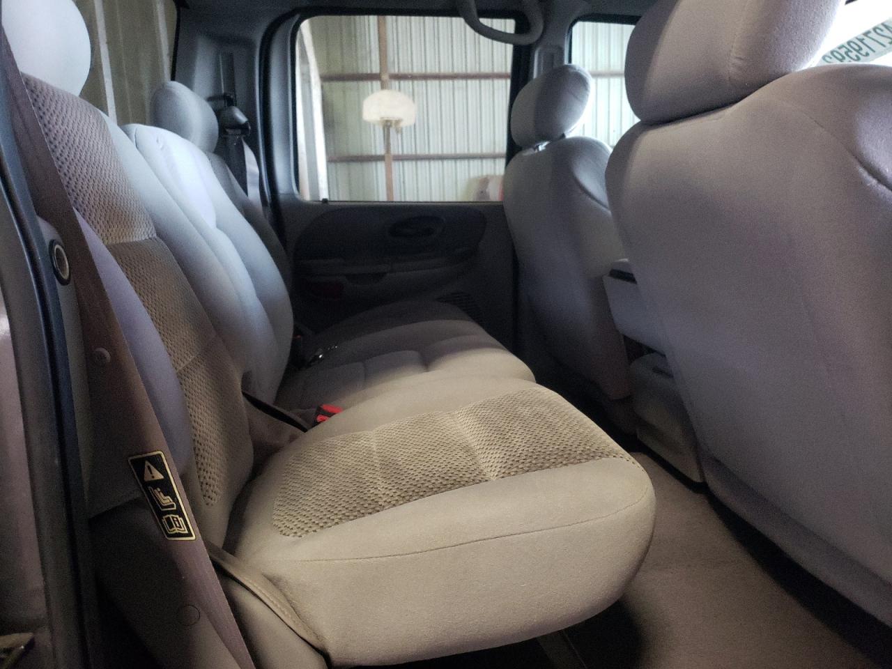 Photo 6 from auction – 2003 FORD F150 SUPER with VIN 1FTRW07653KA85703