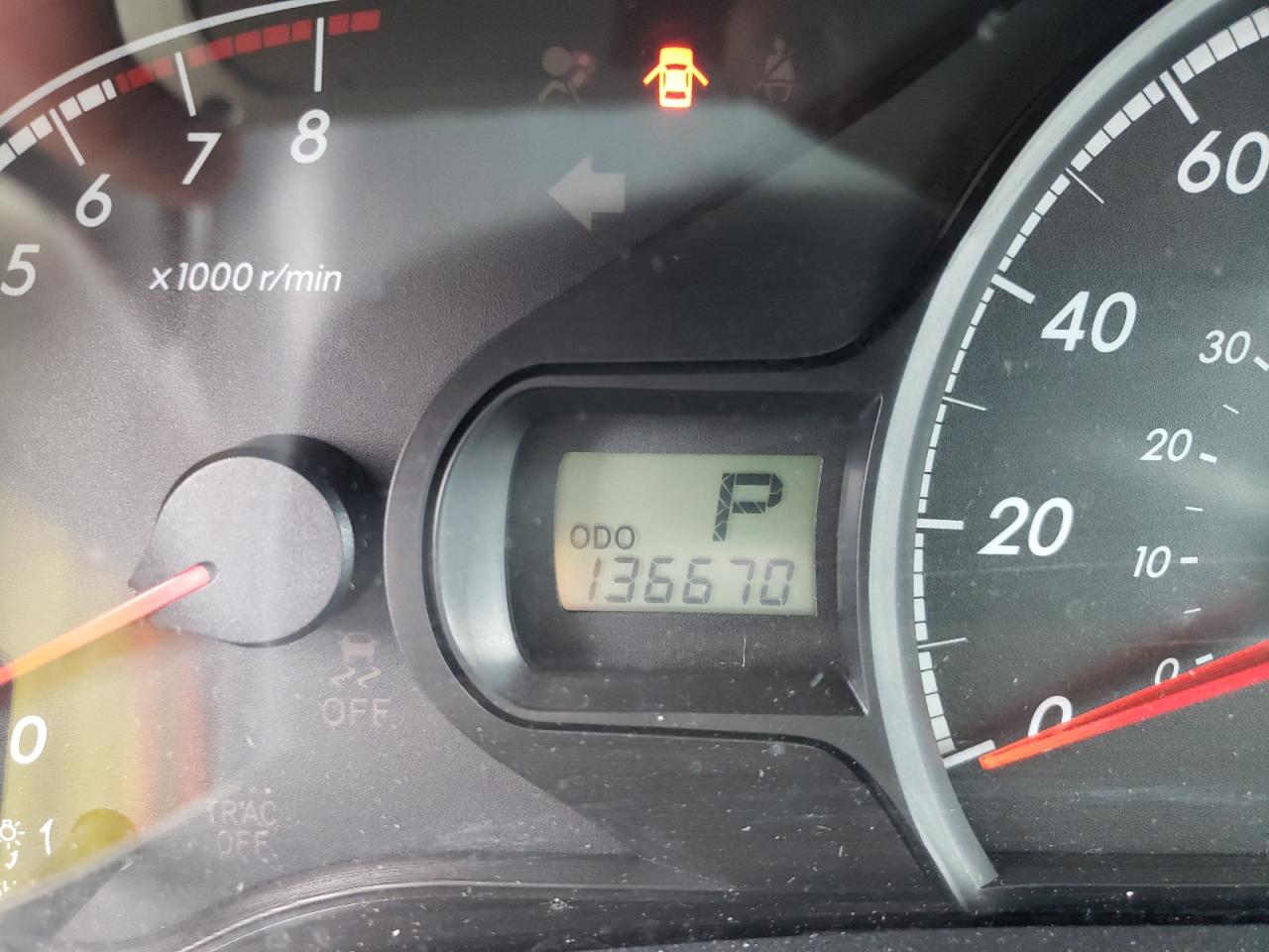 Photo 8 from auction – 2014 TOYOTA SIENNA LE with VIN 5TDKK3DC2ES511657