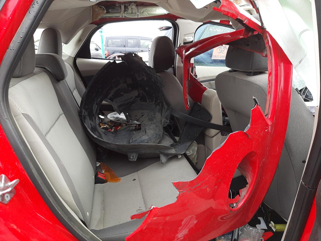 Photo 6 from auction – 2014 FORD FOCUS SE with VIN 1FADP3F25EL393982