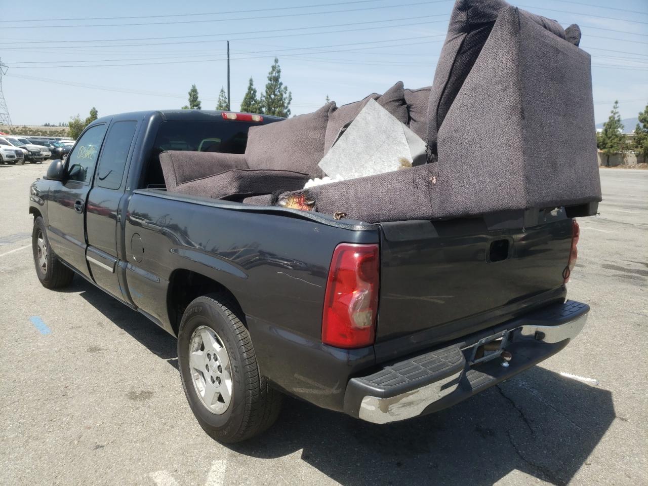 Photo 3 from auction – 2003 CHEVROLET SILVERADO with VIN 2GCEC19X831260531