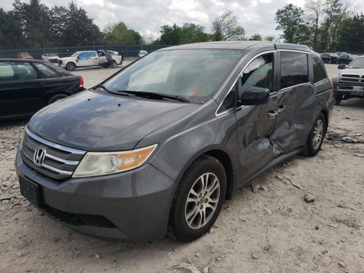 Photo 2 from auction – 2013 HONDA ODYSSEY EX with VIN 5FNRL5H66DB036724