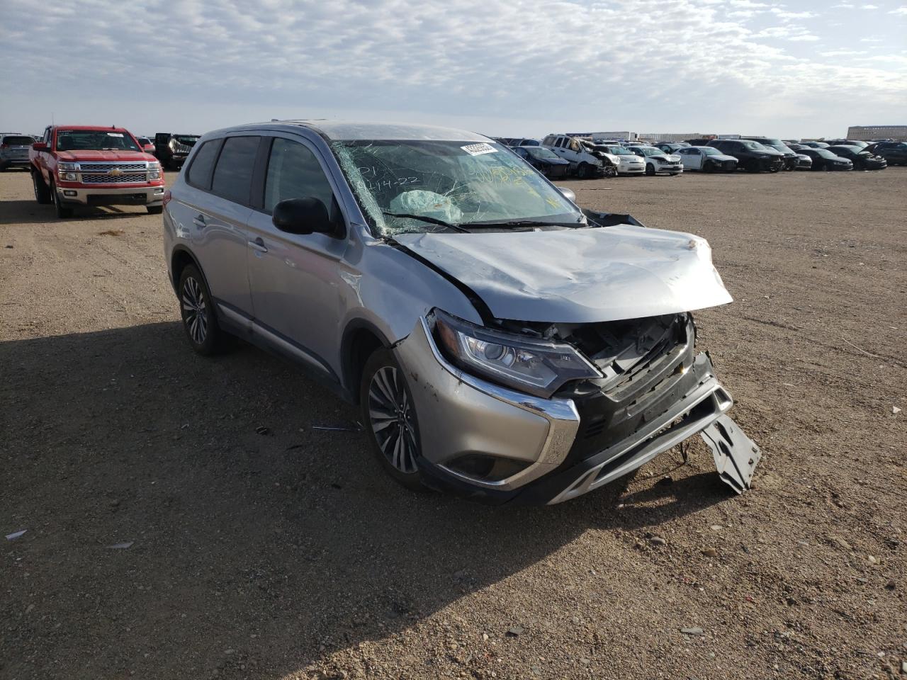 MITSUBISHI OUTLANDER 2020 with VIN JA4AD2A31LJ001812 - Photo from auction