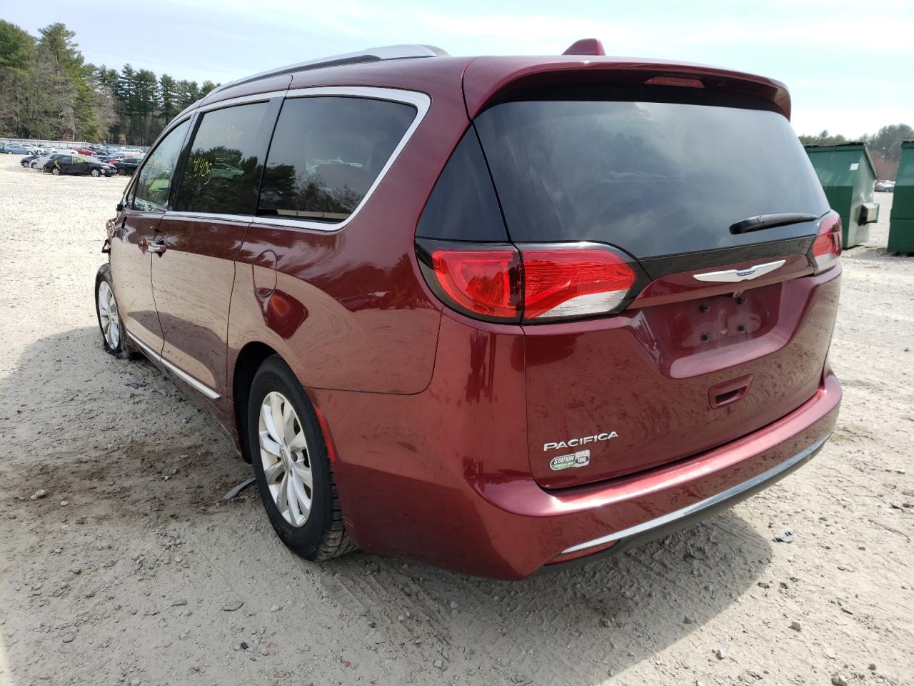Photo 3 from auction – 2018 CHRYSLER PACIFICA T with VIN 2C4RC1BG9JR280748