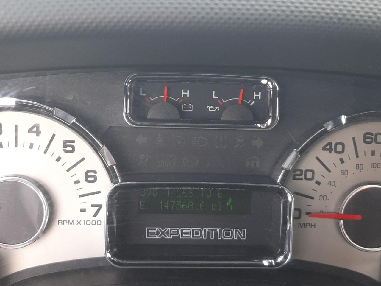 Photo 8 from auction – 2010 FORD EXPEDITION with VIN 1FMJU1K50AEB48110