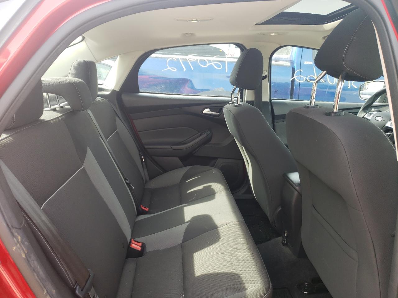Photo 6 from auction – 2012 FORD FOCUS SE with VIN 1FAHP3F29CL359851