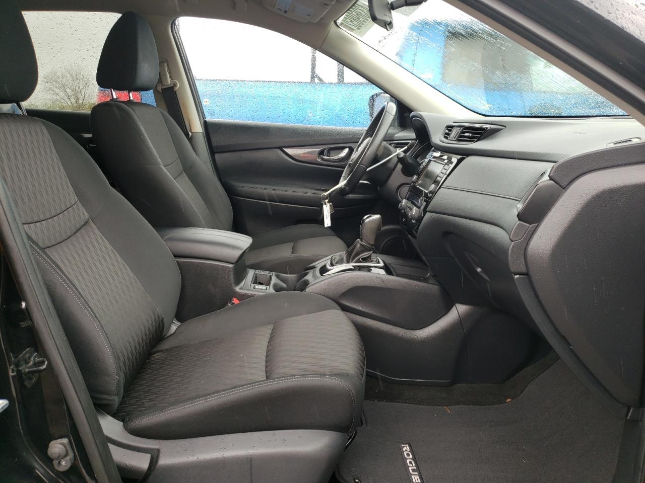 Photo 5 from auction – 2018 NISSAN ROGUE S with VIN KNMAT2MV8JP616938