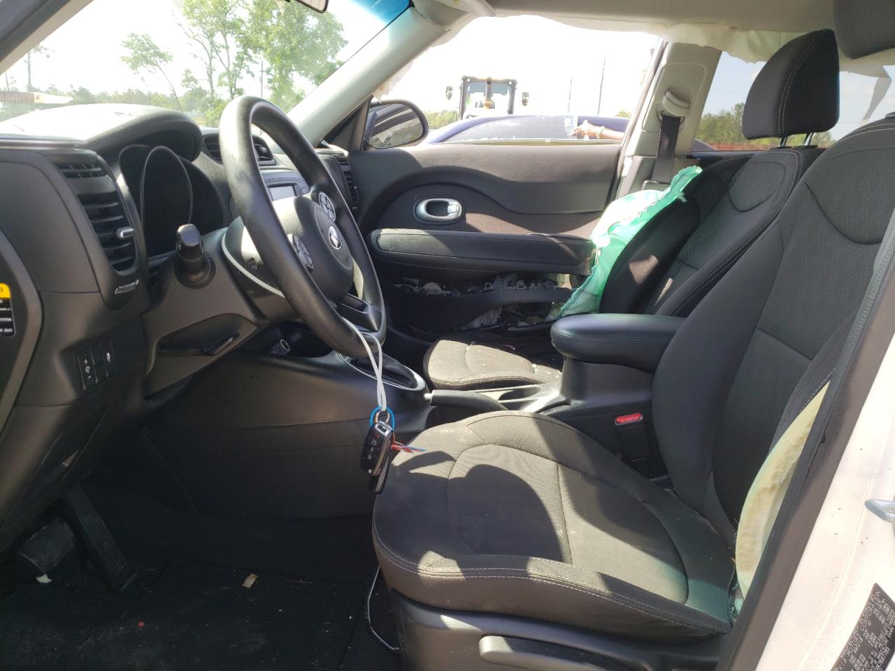 Photo 5 from auction – 2019 KIA SOUL with VIN KNDJN2A2XK7697785
