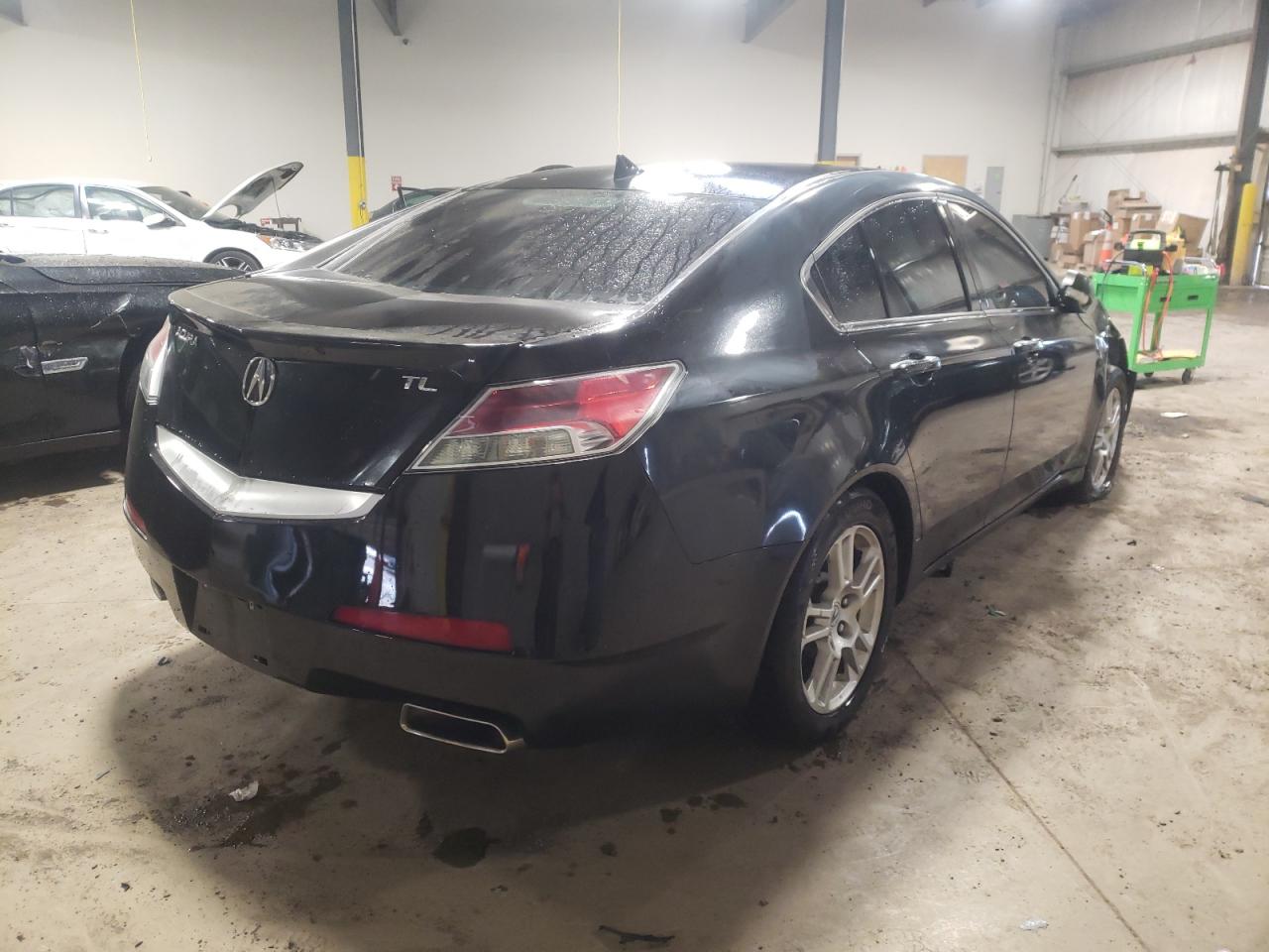 Photo 4 from auction – 2010 ACURA TL with VIN 19UUA8F5XAA007468