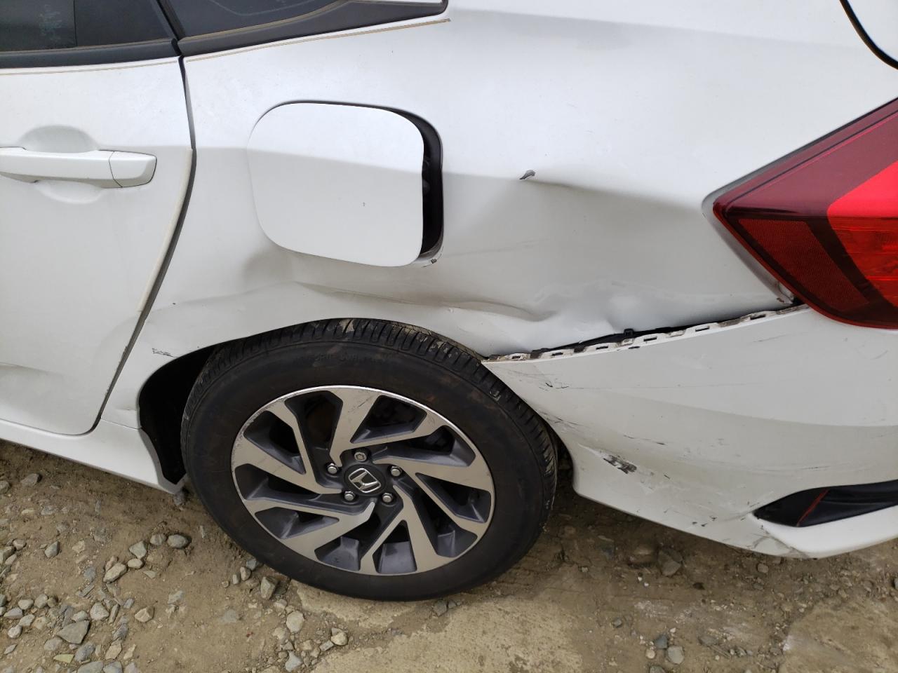 Photo 9 from auction – 2016 HONDA CIVIC EX with VIN 2HGFC2F74GH524664