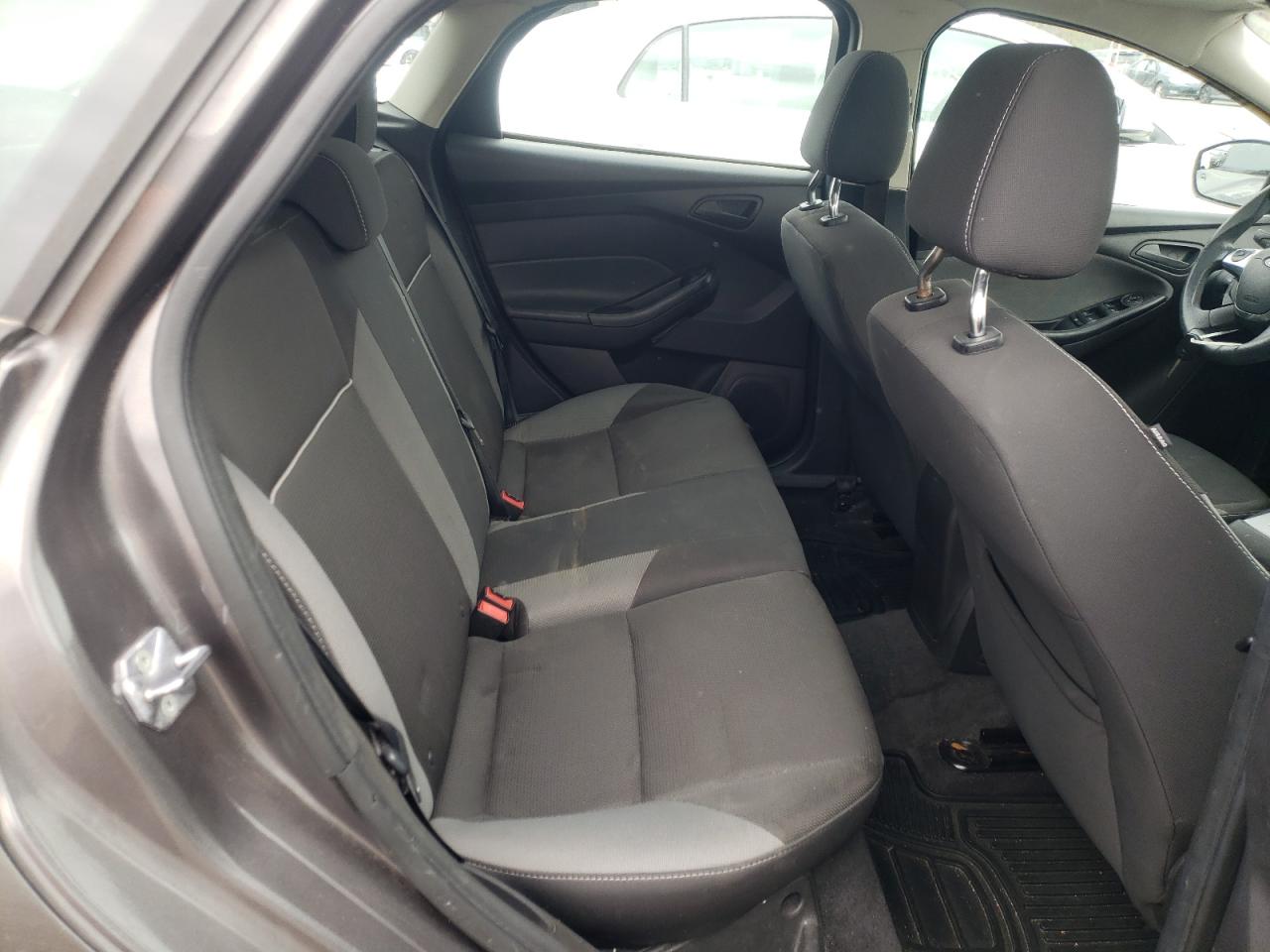 Photo 6 from auction – 2012 FORD FOCUS SE with VIN 1FAHP3K2XCL260137