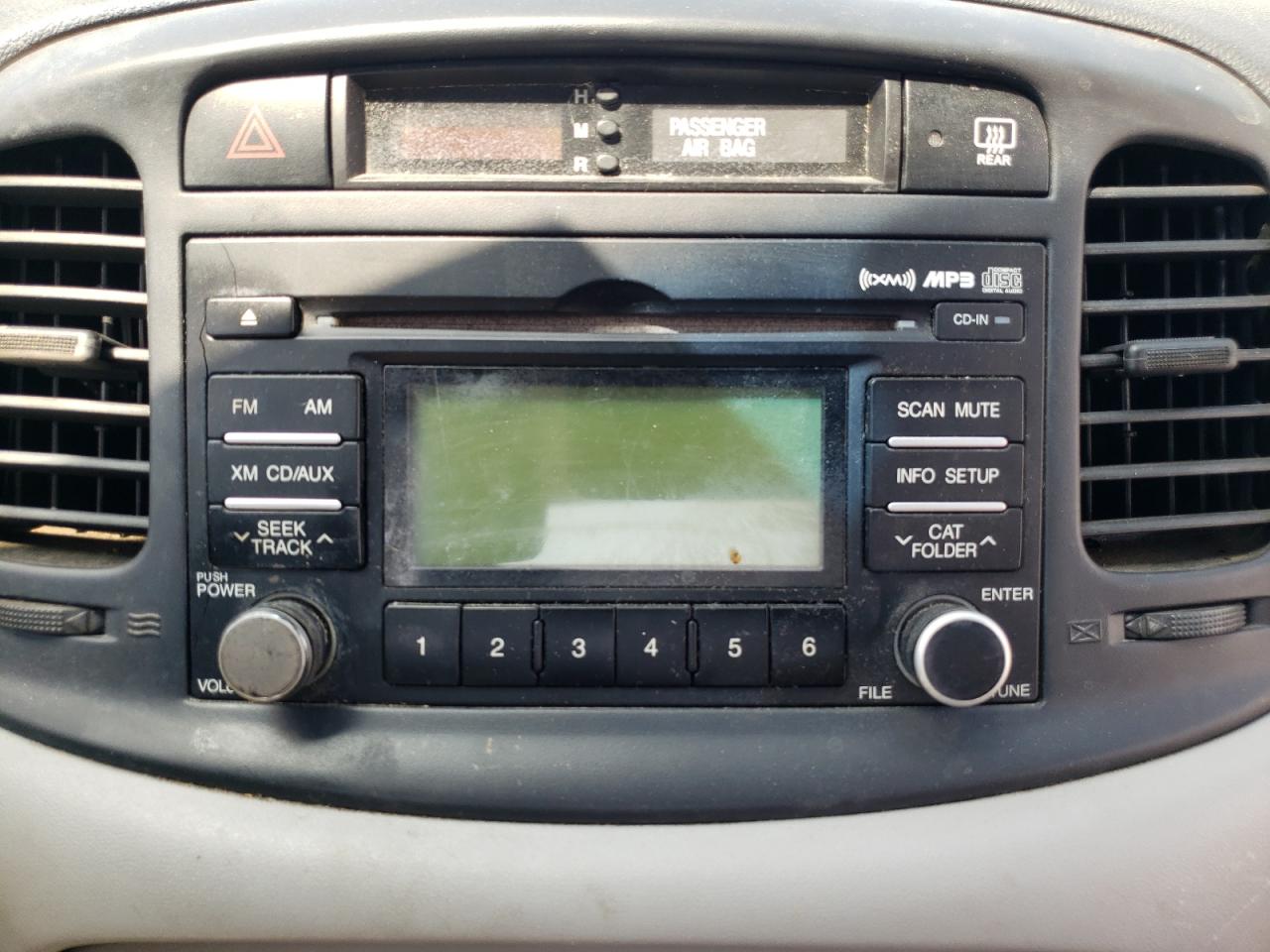 Photo 9 from auction – 2010 HYUNDAI ACCENT with VIN KMHCN4AC7AU427194