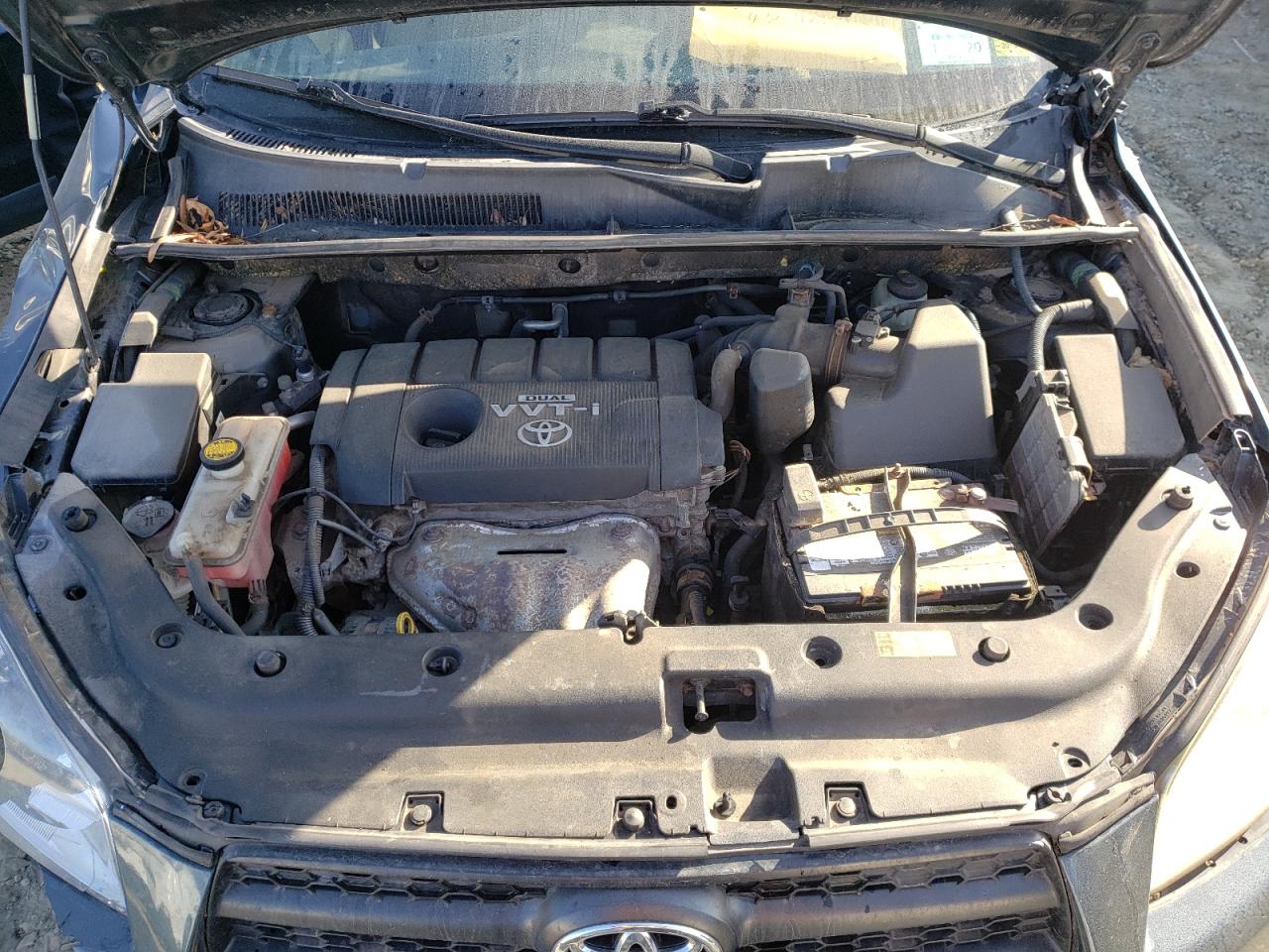 Photo 7 from auction – 2010 TOYOTA RAV4 with VIN JTMBF4DV7A5028600