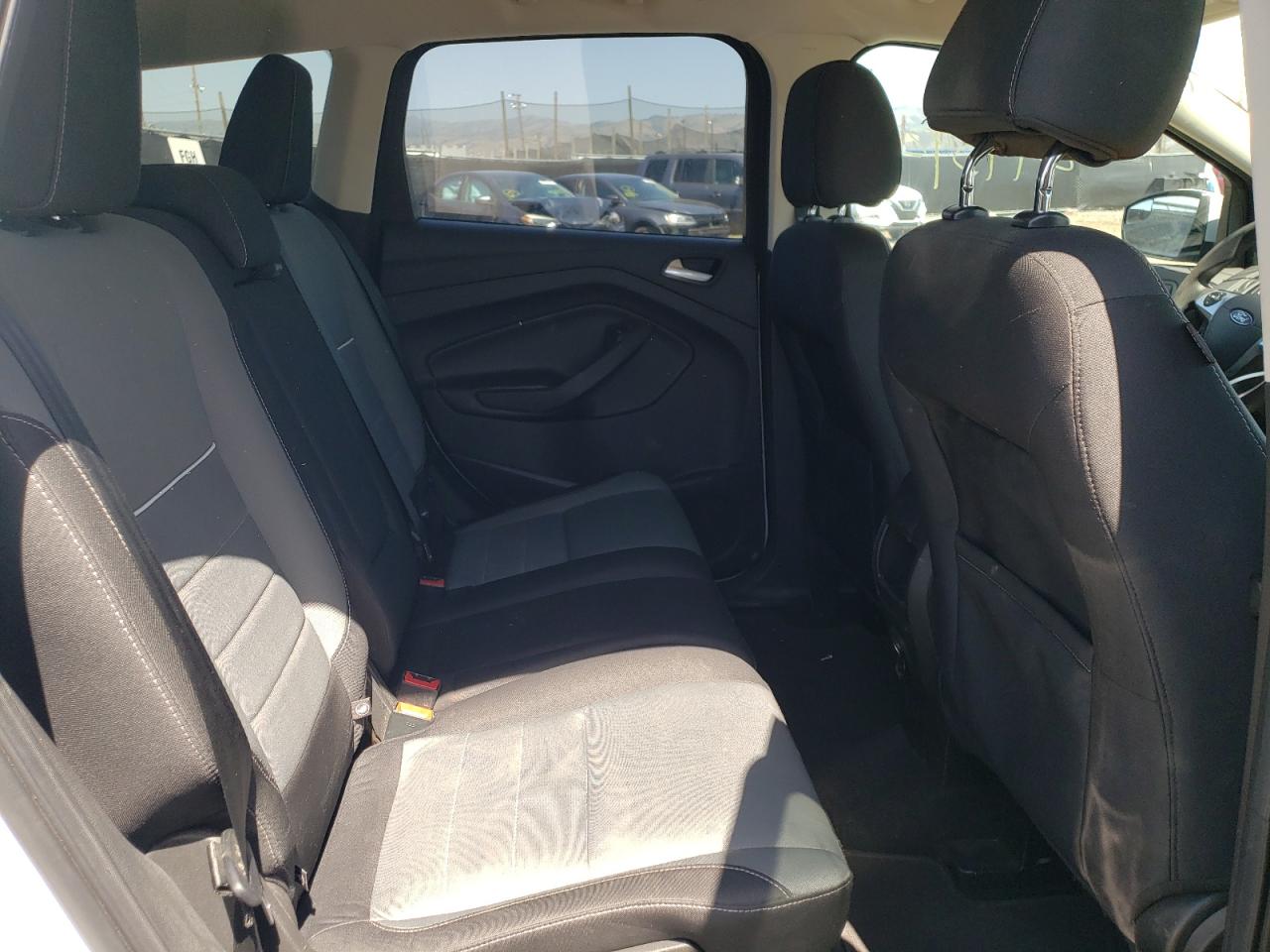 Photo 6 from auction – 2015 FORD ESCAPE SE with VIN 1FMCU0GX1FUB81840