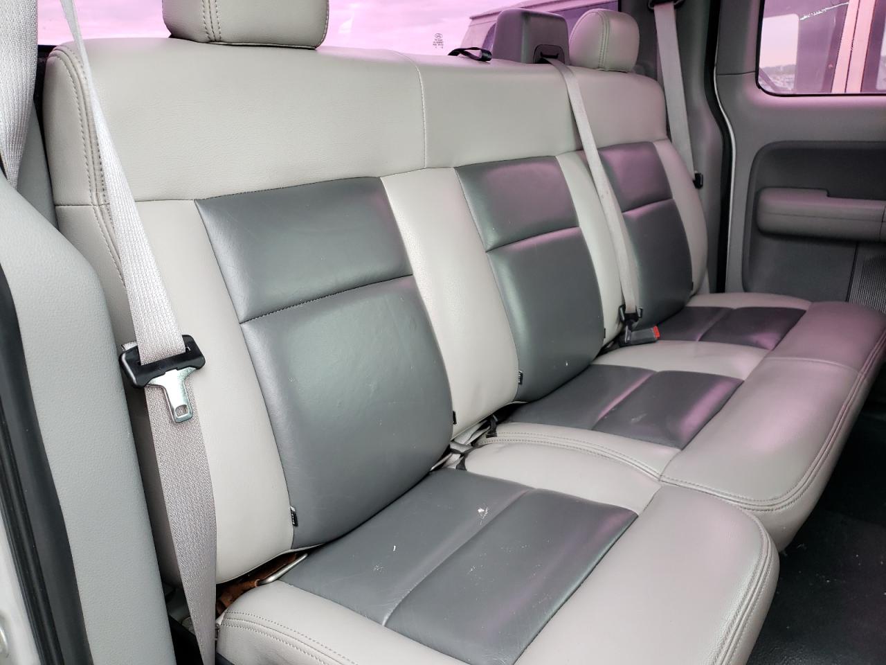 Photo 6 from auction – 2007 FORD F150 with VIN 1FTRX02W67KC15384