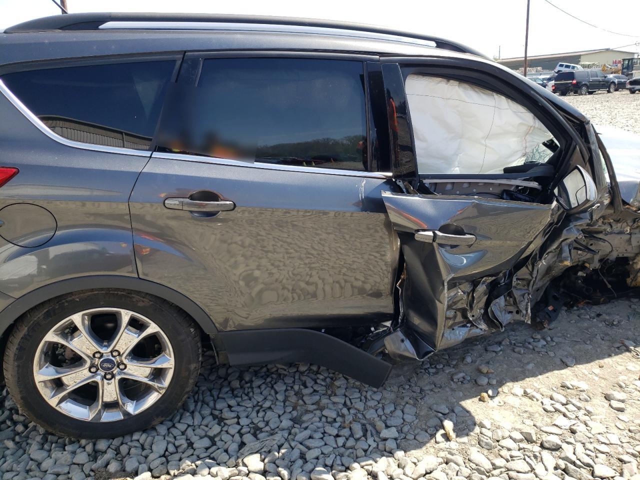 Photo 6 from auction – 2015 FORD ESCAPE SE with VIN 1FMCU9GX6FUA02115