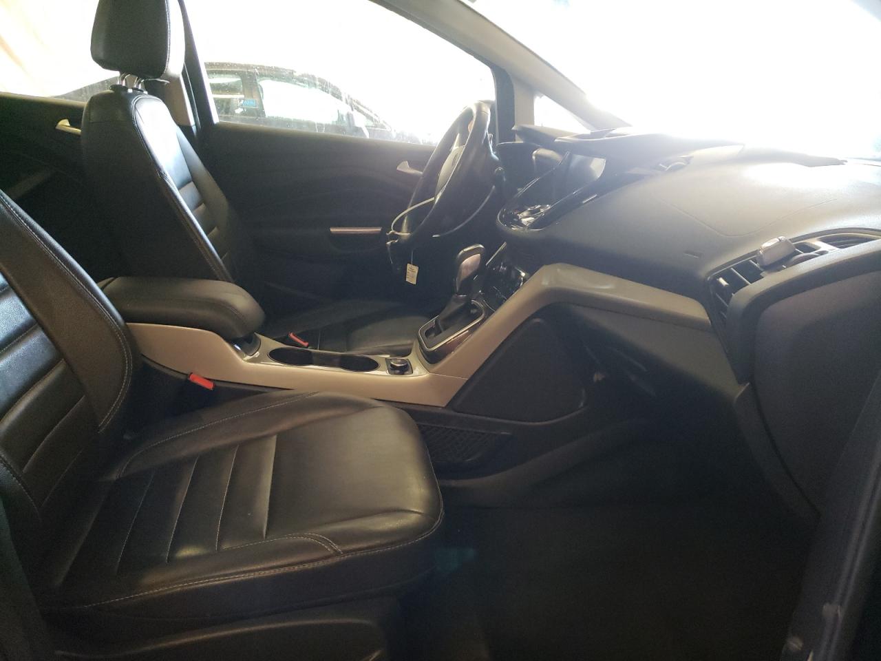 Photo 5 from auction – 2016 FORD C-MAX PREM with VIN 1FADP5CU0GL118833
