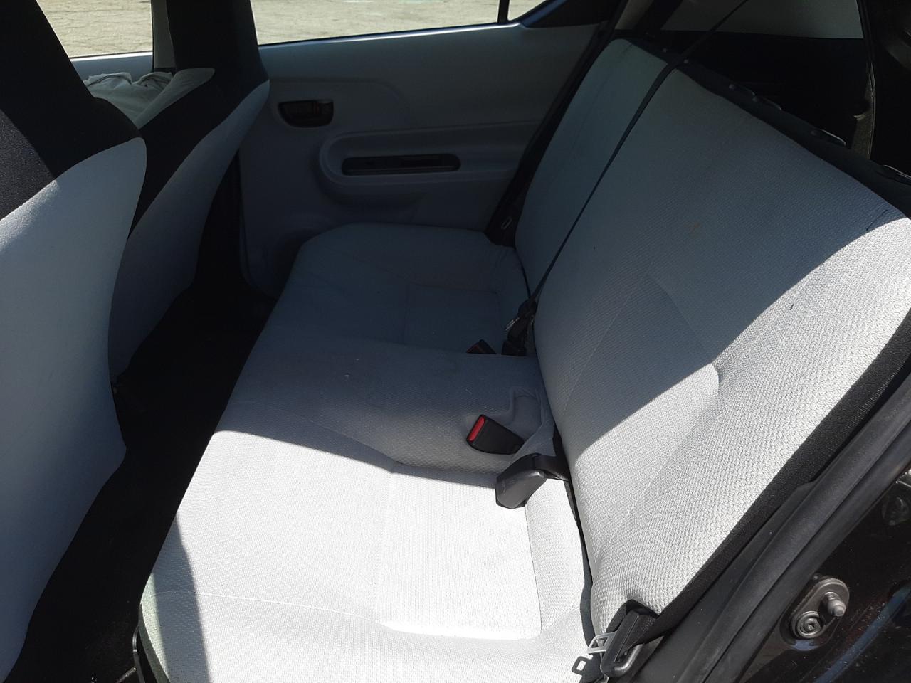 Photo 6 from auction – 2014 TOYOTA PRIUS C with VIN JTDKDTB36E1062901