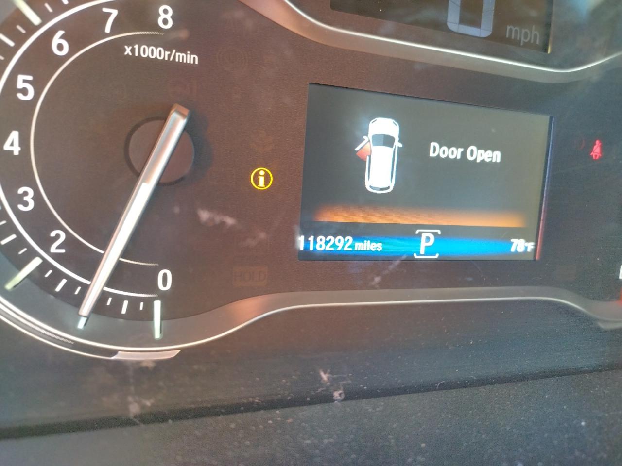 Photo 8 from auction – 2016 HONDA PILOT EX with VIN 5FNYF5H38GB033031