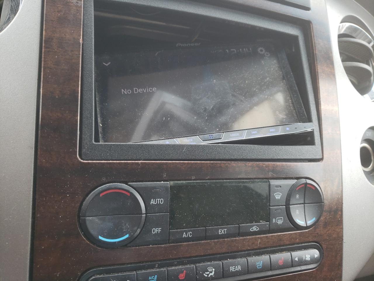 Foto 9 de la subasta – 2007 FORD EXPEDITION con VIN 1FMFK19597LA33348